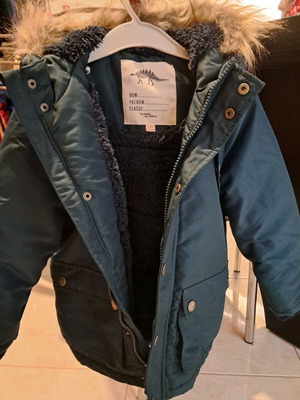 Dpam kids jacket like new, dark green, fur lining, 6 years old