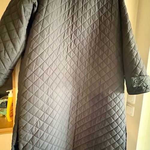 H&M quilted long jacket like new, size Large, black