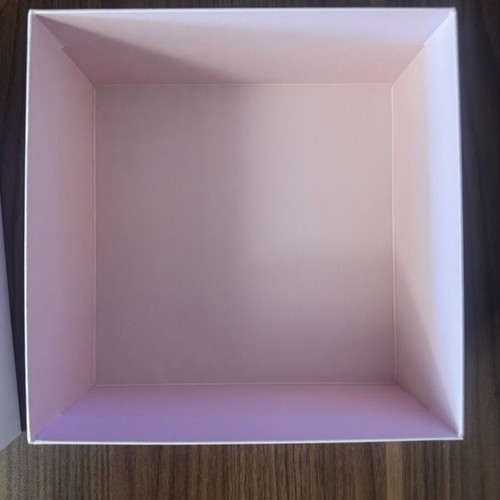 Christian Dior Paris paper gift box with floral design