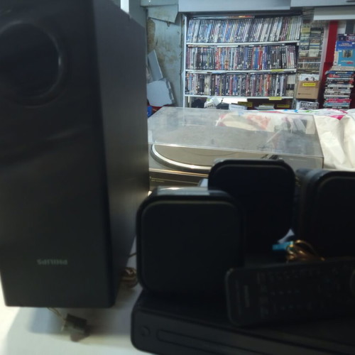 Philips HTS3270 home theater used with remote control