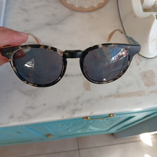 Hilfiger women's sunglasses like new