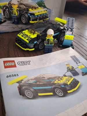 Lego City 60383 μεταχειρισμένο σε άριστη κατάσταση