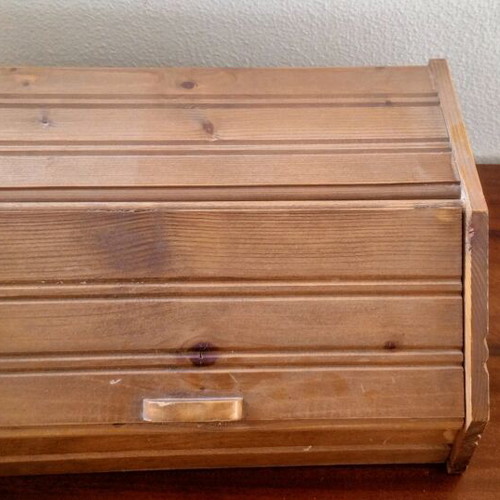 Wooden bread box like new, dimensions 0.45x0.25x0.15