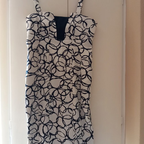 Dress midi black and white shiny with side zipper, like new, size L