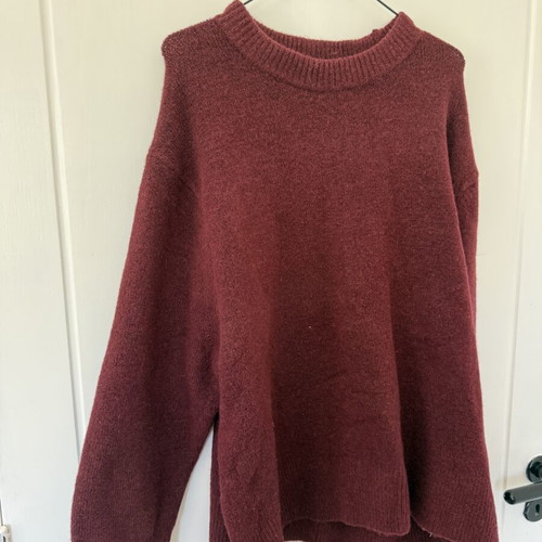 Stradivarius red knit jumper used, thick and cozy