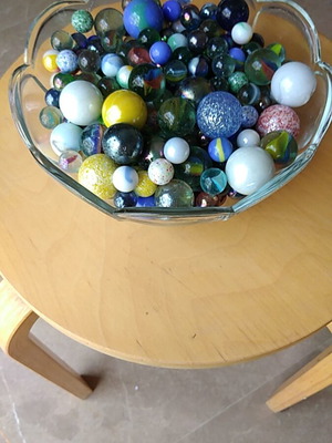 Marbles decorative, like new, various sizes and colors