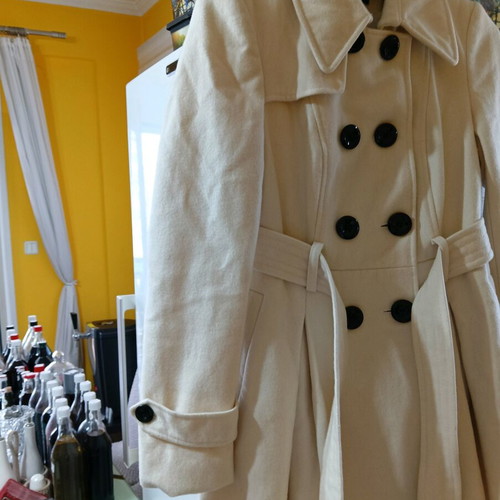 Women's thick wool coat modainternational like new, beige
