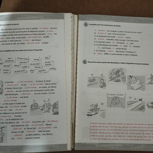 À ton tour 3 French learning books used, level A2, 2009 edition, pack of 3