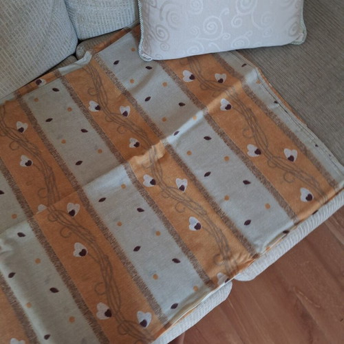 Double bed sheet with earth tones, new