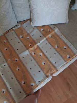 Double bed sheet with earth tones, new