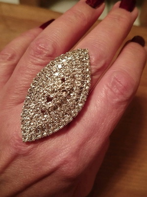 Adjustable ring impressive like new, unused