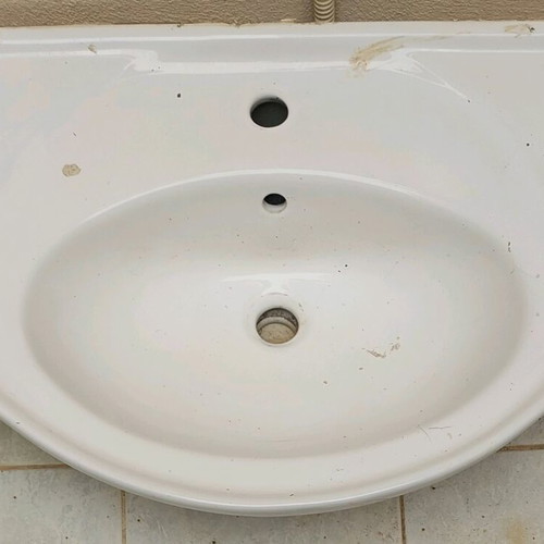 Large Porcelain Bathroom Sink 75cm used with scratch