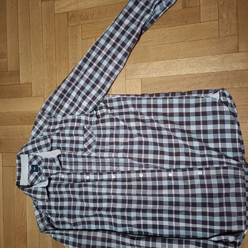 Gap medium shirt used, very good condition