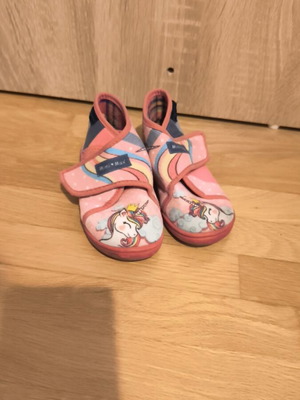 Children's winter slipper no 25 used, pink Mini Max