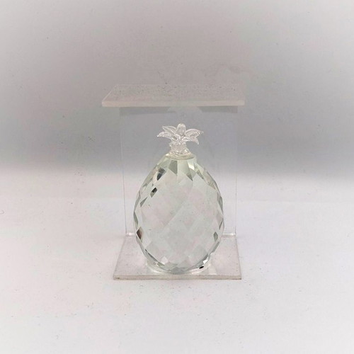 Crystal decorative pineapple used