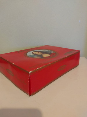 Joconda collectible box like new