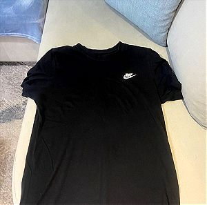 Nike t-shirt μαύρο