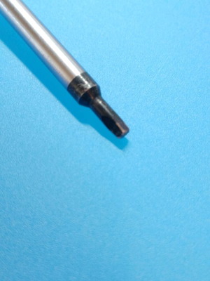 Square screwdriver R2x120 like new