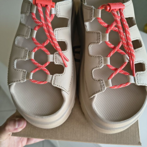 UGG Goldenglow Toggle sandals, beige, size 37