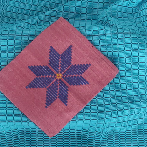 Nisiotiki decoration set refurbished with throw and pillow covers