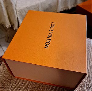 Louis Vuitton αυθεντικη τσαντα και κουτι