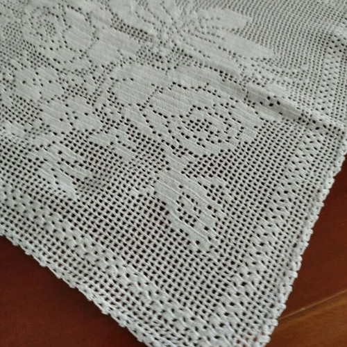 Handmade knitted table runner new