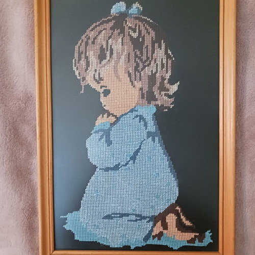 Vintage embroidered picture child praying like new 37x25 cm