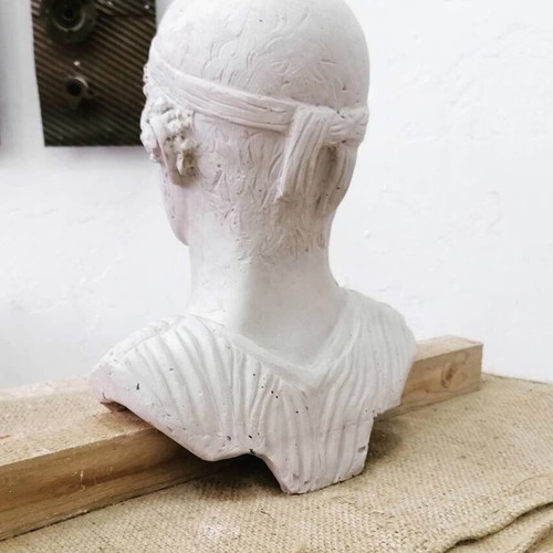 Hiniochos handmade plaster bust