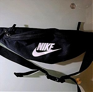 Nike τσαντάκι