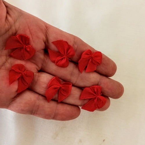 Red satin bows for decoration and crafts, pack of 50