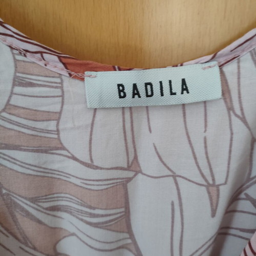 Badila wrap dress size M, like new, colorful summer style