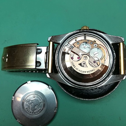Omega Seamaster 1962 μεταχειρισμένο επιχρυσωμένο ρολόι Cal 562