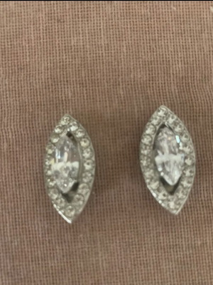 Rhombus earrings new, silver with crystals