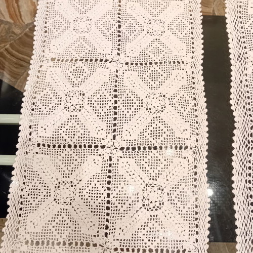 Handmade tablecloth and runners set, like new