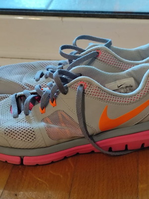 Nike αθλητικά παπούτσια νούμερο 37,5