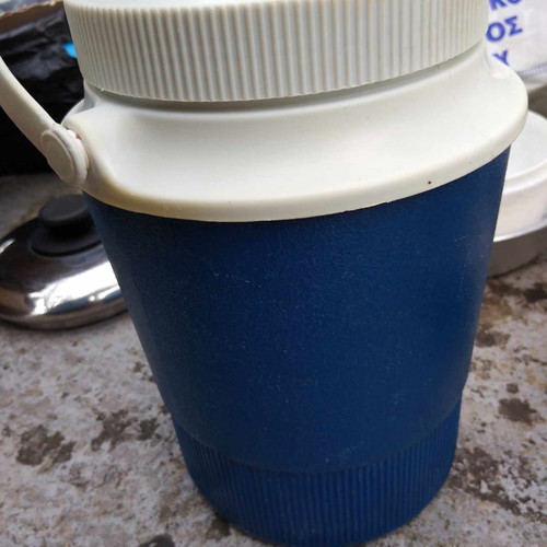 Thermos 1.9lt used ideal for beverages