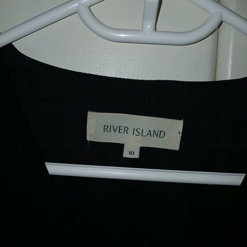 River Island jumper used, size S, black with belt
