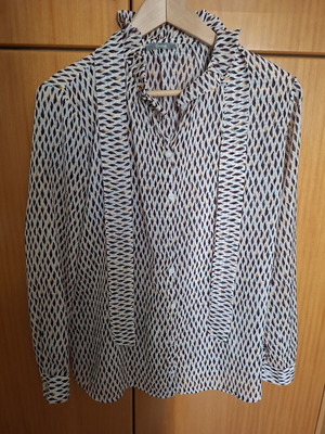 Dixie shirt small size beige like new, 100% polyester