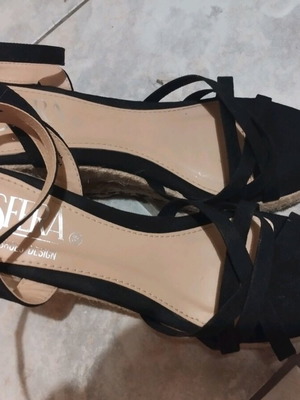 Sfera πλατφόρμα νούμερο 38 μαύρη, σανδάλια like new