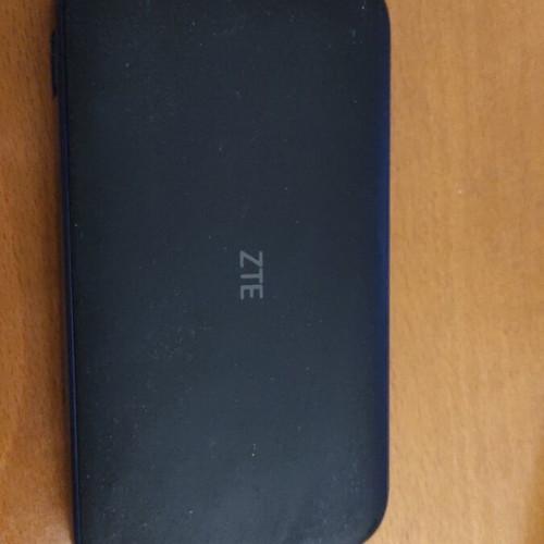 ZTE-MU5001 5G portable wireless hotspot like new