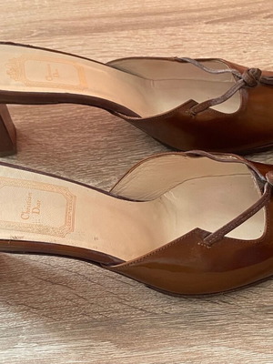 Christian Dior leather patent mule heels size 38, brown