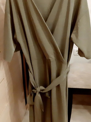 Zara wrap dress new, olive green, large to XL