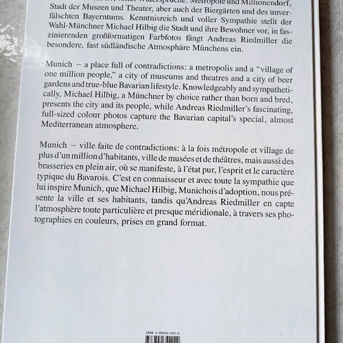 Beautiful Munich trilingual book like new
