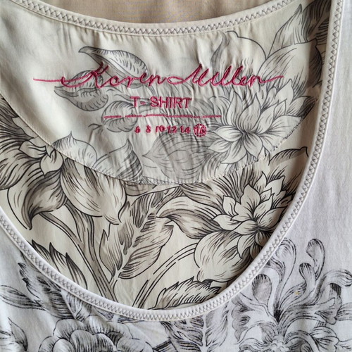 Karen Millen Large satin white black T-shirt with designs used
