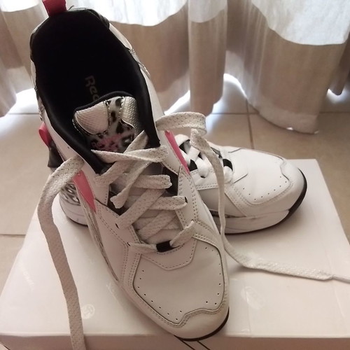 Reebok trainers new, size 37, leopard print