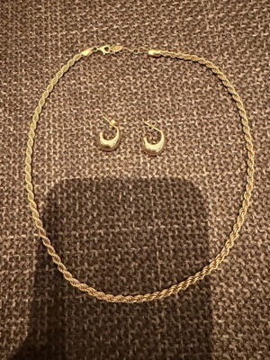 Gregio elegant gold-plated jewelry set like new