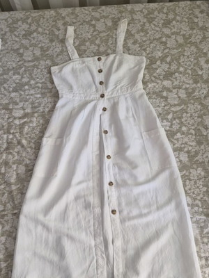 stradivarius button front midi dress Stradivarius button front midi dress with puff sleeves in white