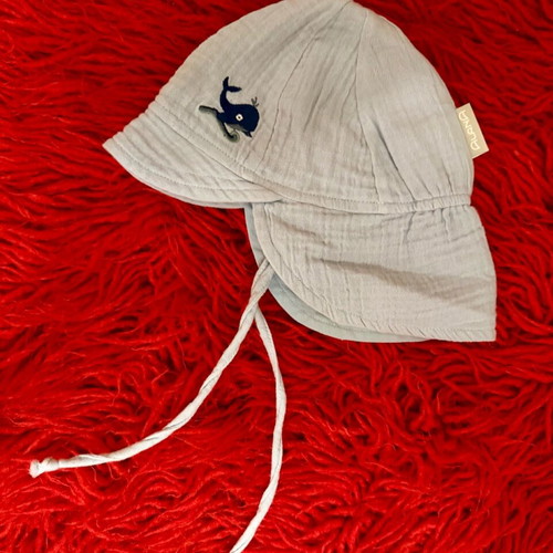 Alana baby hat like new, 100% cotton, size 44/45