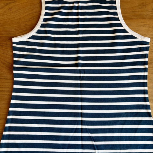 Chaton T-shirt new, size M