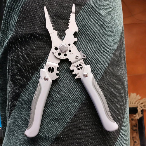 Electrician multitool new with cable cutter and wire stripper